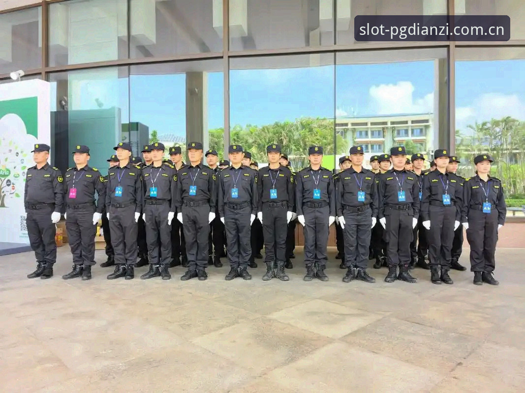 同样是世界杯安保，为何英国警员人数从40人骤降到3人？